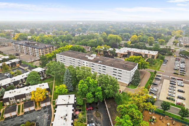 6450 York Avenue S 207, Edina, MN 55435