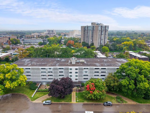 6450 York Avenue S 207, Edina, MN 55435