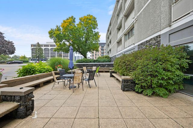 6450 York Avenue S 207, Edina, MN 55435