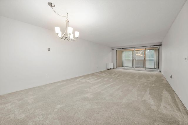 6450 York Avenue S 207, Edina, MN 55435