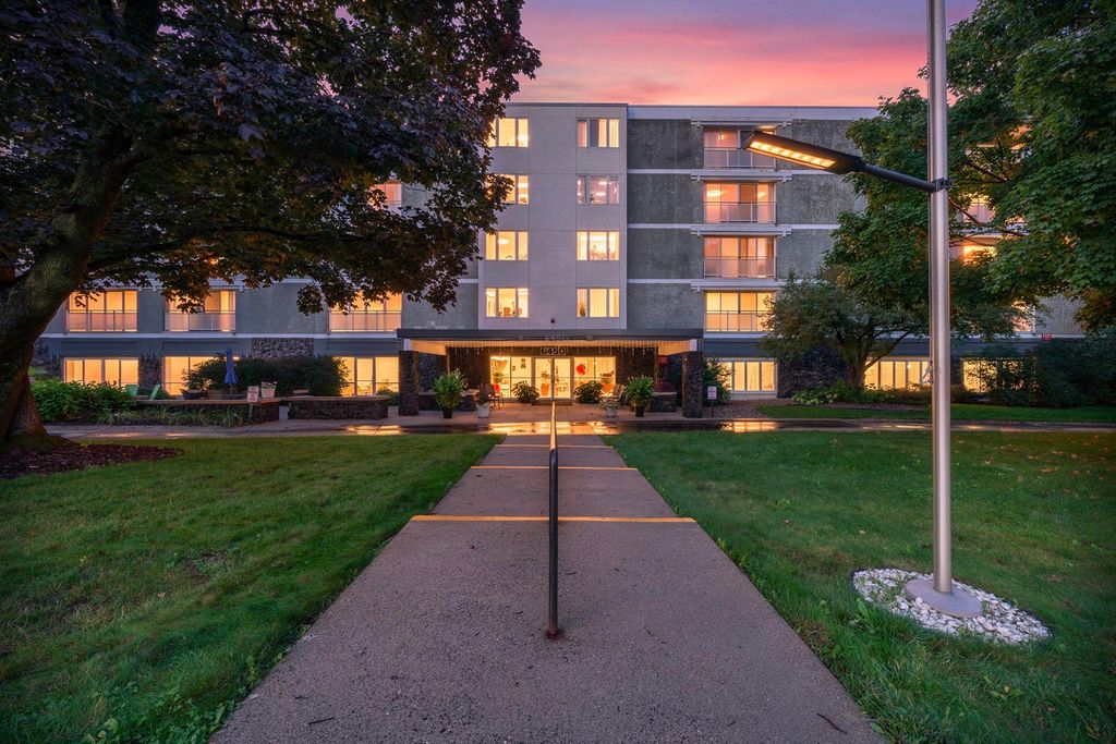 6450 York Avenue S 207, Edina, MN 55435