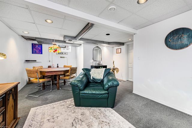 22306 Alger Street, Saint Clair Shores, MI 48080