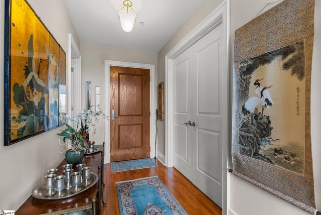 111 E Mcbee Avenue Unit 307, Greenville, SC 29601