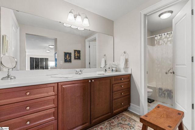 111 E Mcbee Avenue Unit 307, Greenville, SC 29601