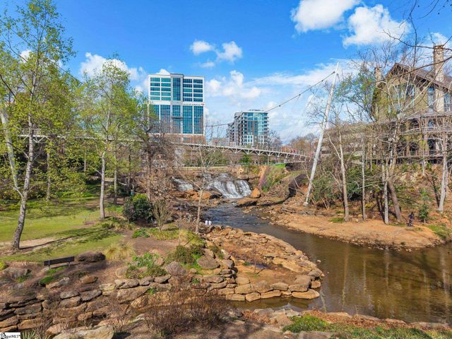 111 E Mcbee Avenue Unit 307, Greenville, SC 29601