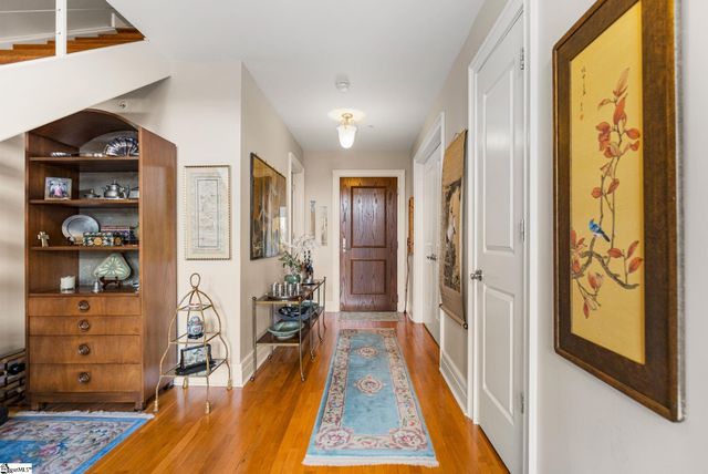 111 E Mcbee Avenue Unit 307, Greenville, SC 29601