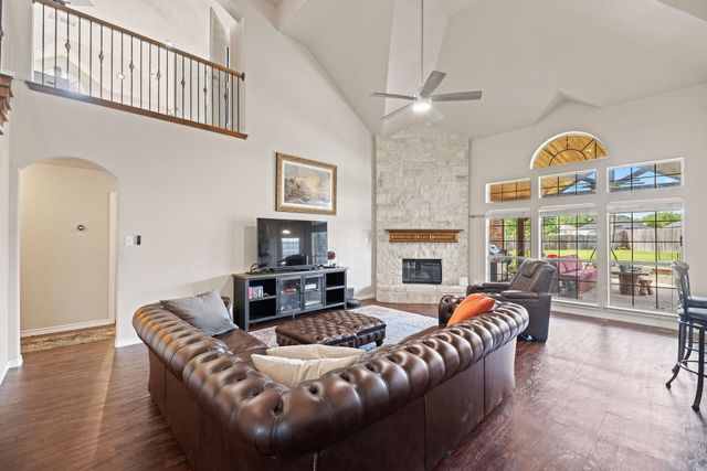 4943 Constantine Court, Grand Prairie, TX 75052