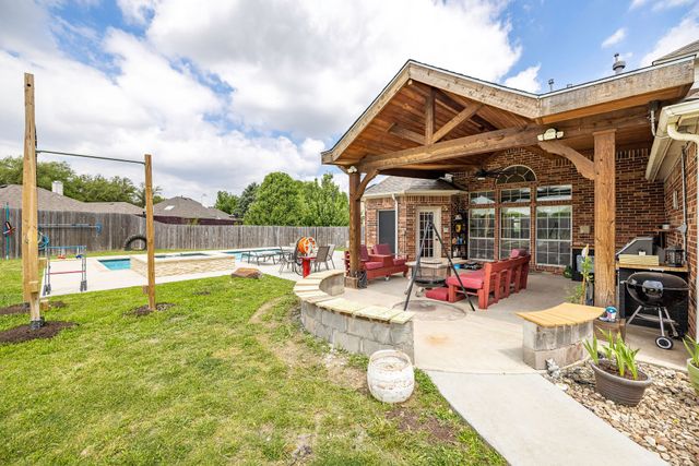4943 Constantine Court, Grand Prairie, TX 75052