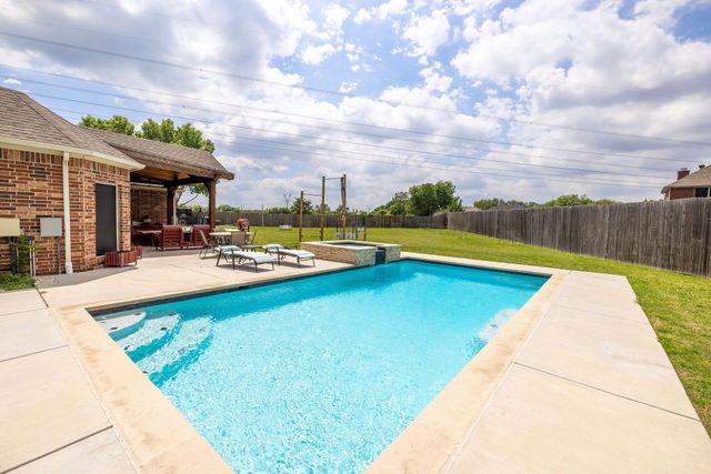 4943 Constantine Court, Grand Prairie, TX 75052