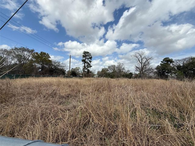 8935 Jutland Road, Houston, TX 77033