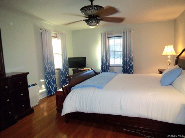 40 Harding Parkway, Mount Vernon, NY 10552