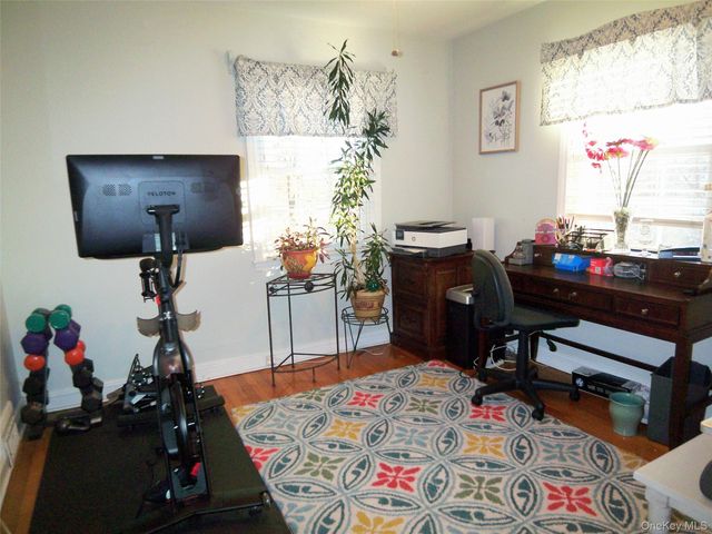 40 Harding Parkway, Mount Vernon, NY 10552