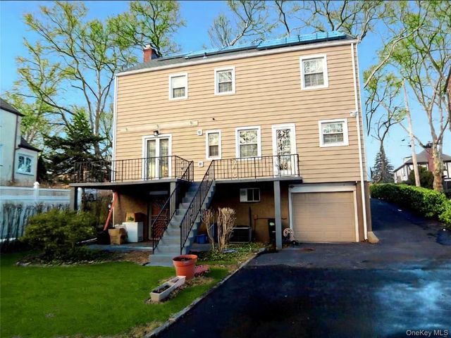 40 Harding Parkway, Mount Vernon, NY 10552