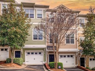 1953 Sterling Oaks NE Circle, Brookhaven, GA 30319