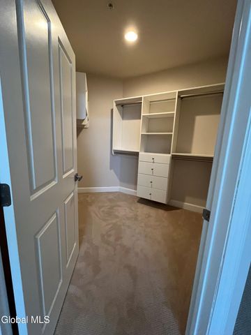 2 West Avenue 103, Saratoga Springs, NY 12866