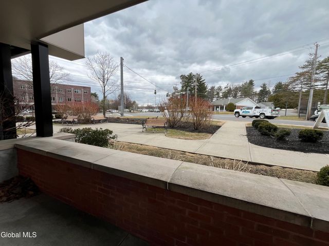 2 West Avenue 103, Saratoga Springs, NY 12866