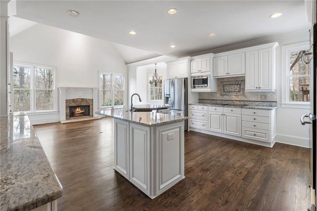 735 Richmond Glen Drive, Milton, GA 30004