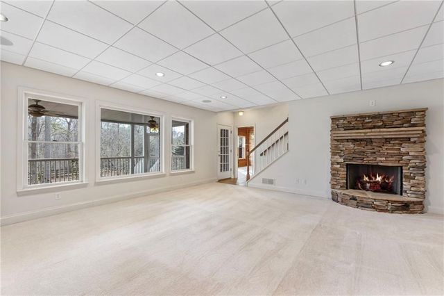 735 Richmond Glen Drive, Milton, GA 30004