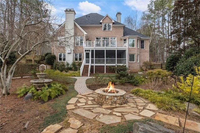 735 Richmond Glen Drive, Milton, GA 30004