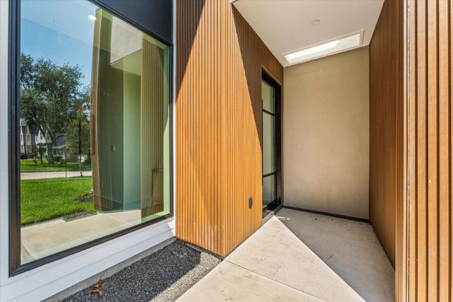 8102 Montridge Drive, Houston, TX 77055