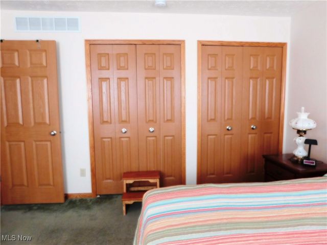 37337 Freedom Avenue, North Ridgeville, OH 44039