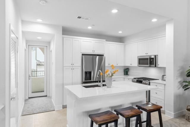 2170 Birch Road 111, Chula Vista, CA 91915