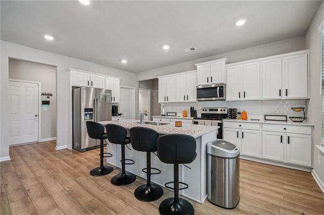 120 Cabin Way, Hampton, GA 30228