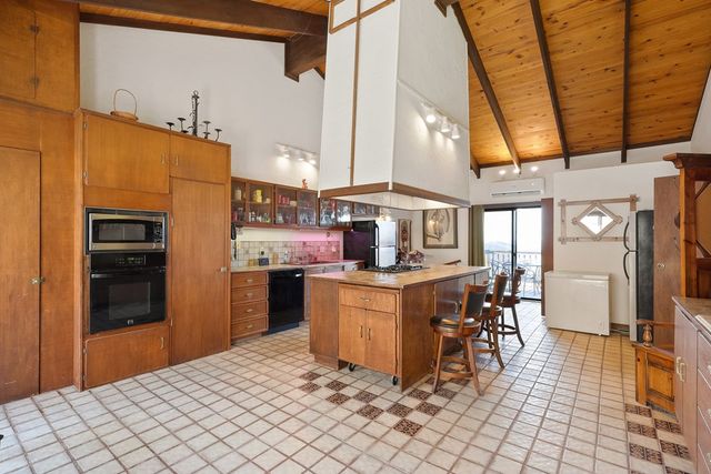 2400 Snake Rd, Terlingua, TX 79852