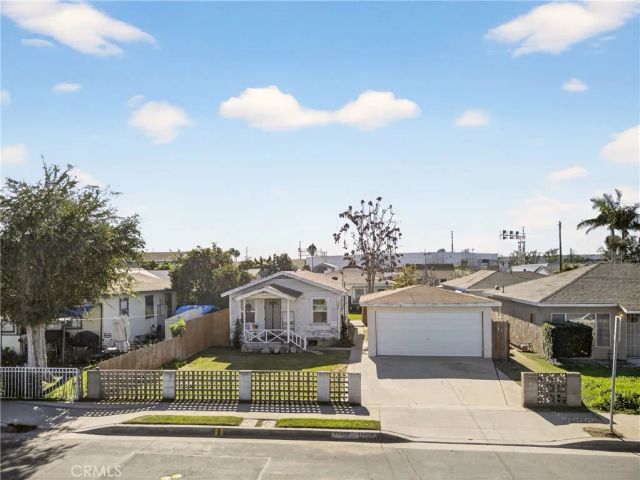 11486 Burke St, Whittier, CA 90606