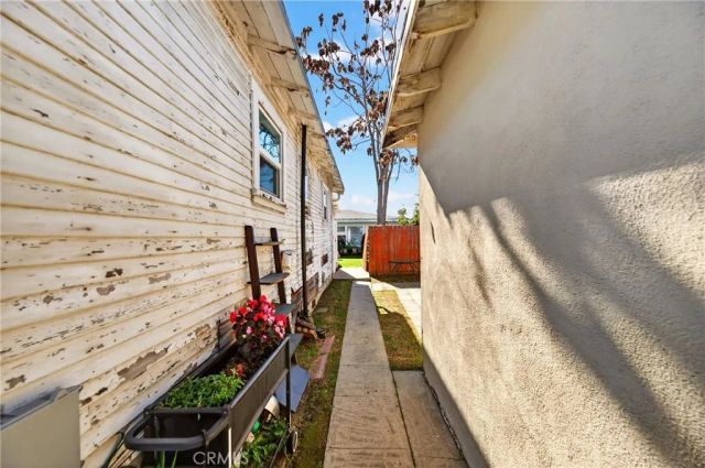 11486 Burke St, Whittier, CA 90606