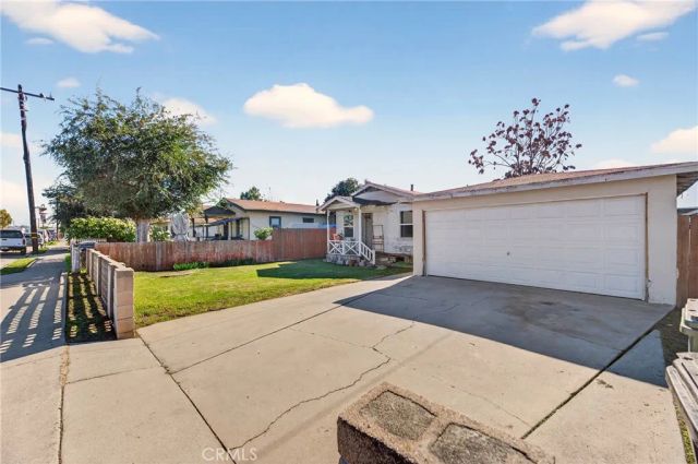 11486 Burke St, Whittier, CA 90606