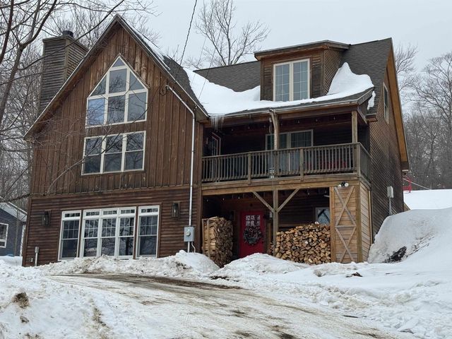 16 Rock Split Way, Wilmington, VT 05363