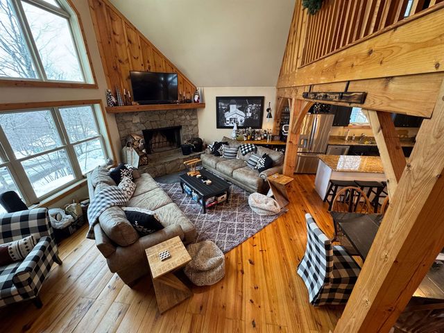 16 Rock Split Way, Wilmington, VT 05363