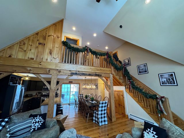 16 Rock Split Way, Wilmington, VT 05363