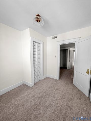 1013 Bank St, Hopewell, VA 23860