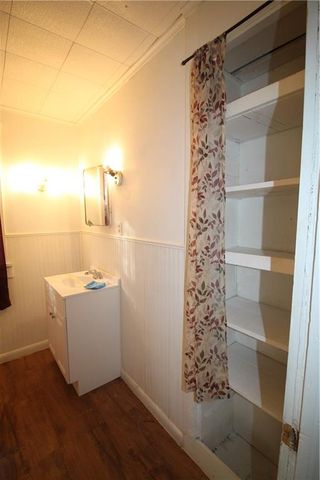 910 W 9th Street, Coffeyville, KS 67337