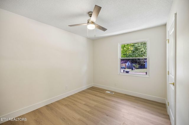 6409 Shrewsbury Drive, Knoxville, TN 37921