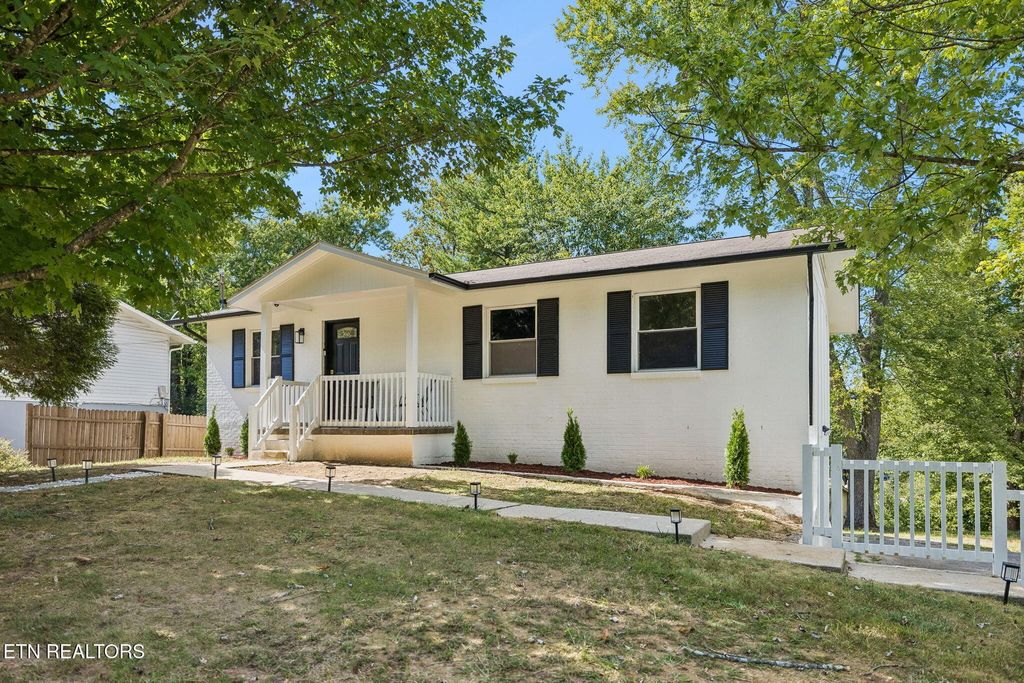 6409 Shrewsbury Drive, Knoxville, TN 37921