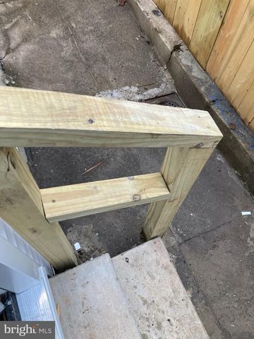 2060 E ORLEANS ST, Philadelphia, PA 19134