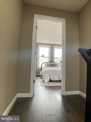 2060 E ORLEANS ST, Philadelphia, PA 19134