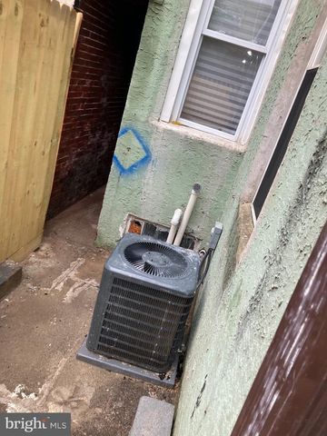 2060 E ORLEANS ST, Philadelphia, PA 19134