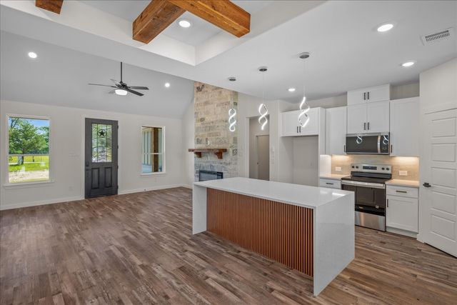 1533 County Road 4945, Leonard, TX 75452