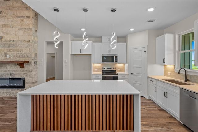 1533 County Road 4945, Leonard, TX 75452
