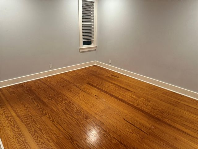 2009 30th Street Upper, Galveston, TX 77550