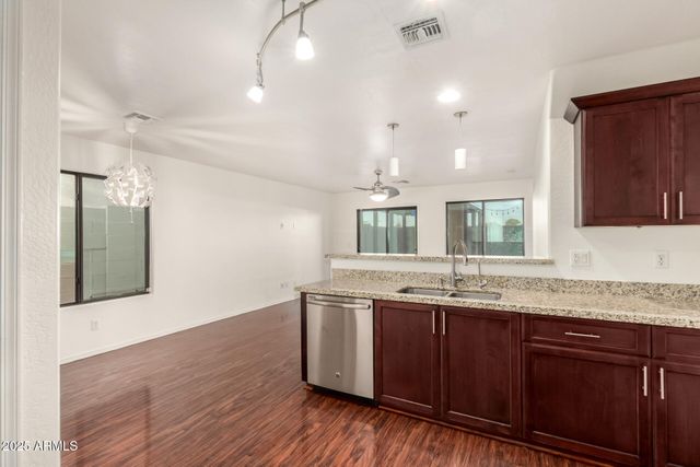 4847 S 4TH Avenue, Phoenix, AZ 85041