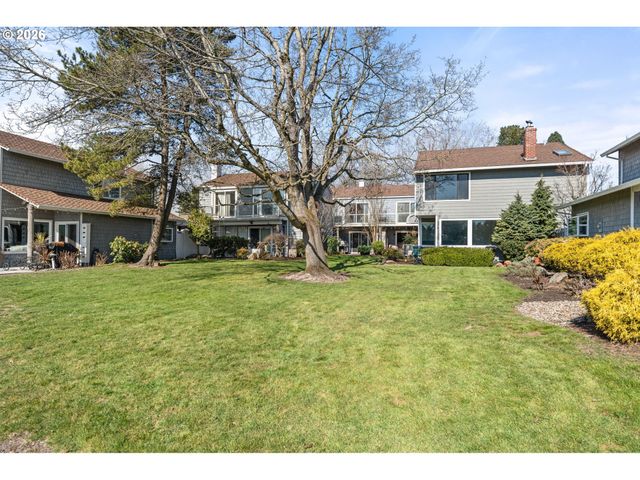 604 N HAYDEN BAY Dr, Portland, OR 97217