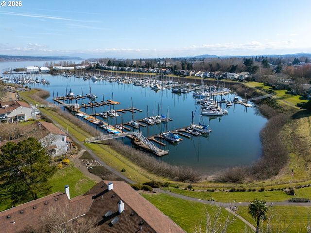 604 N HAYDEN BAY Dr, Portland, OR 97217