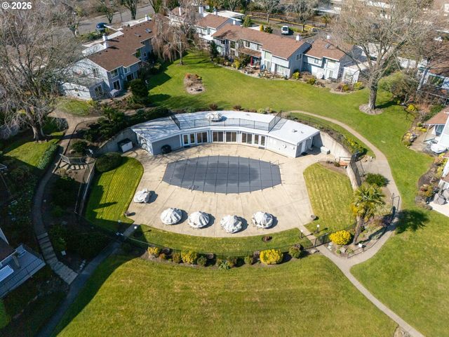 604 N HAYDEN BAY Dr, Portland, OR 97217