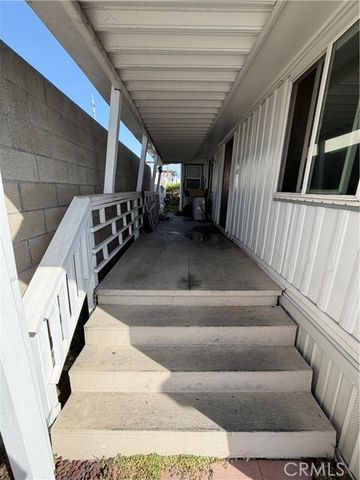 1517 Merced Ave. 44, South El Monte, CA 91733