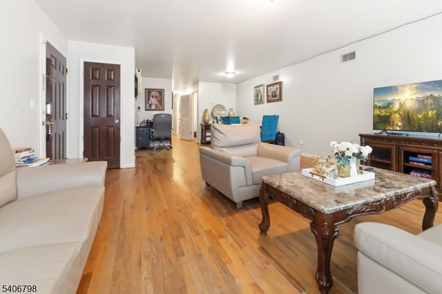 721 S 19Th St, Newark City, NJ 07103